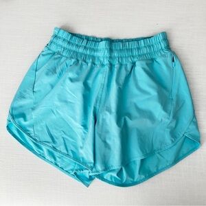 CRZ YOGA. Workout Shorts. Light Blue. Size M